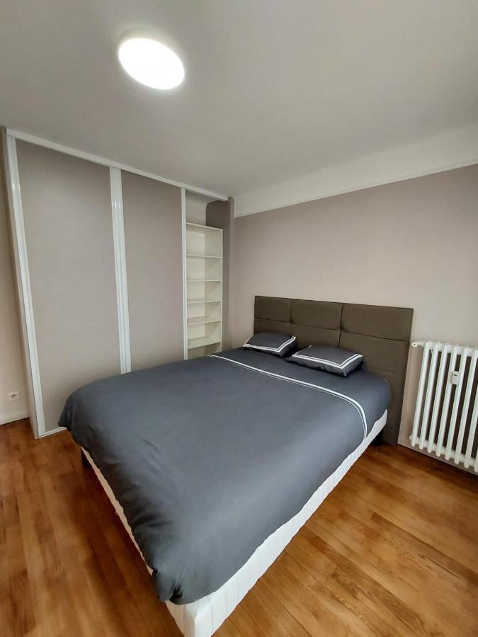 Bel Appartement 2 Pieces, Sortie De Metro Ligne 8 Charenton-le-Pont Exterior photo